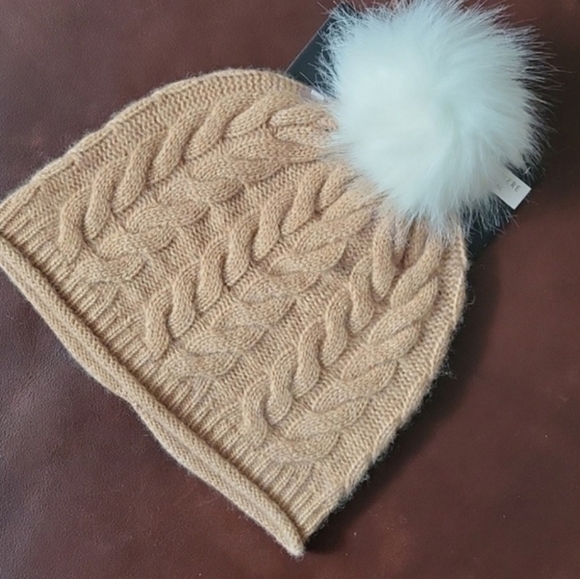 Tahari Accessories - Tahari 100% Cashmere Cable Knit Beanie with Pom Pom